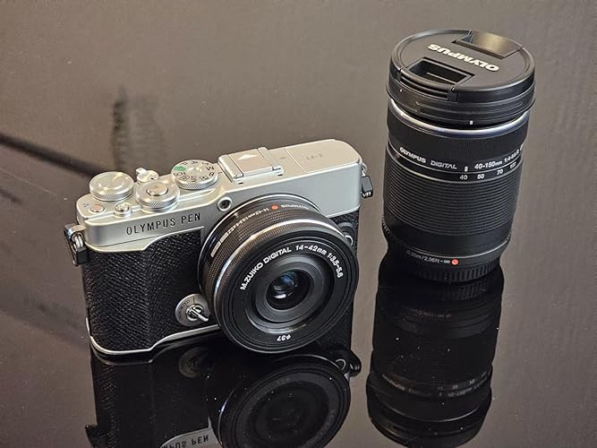 OM SYSTEM PEN E-P7 EZダブルズームキット ミラーレス一眼カメラ